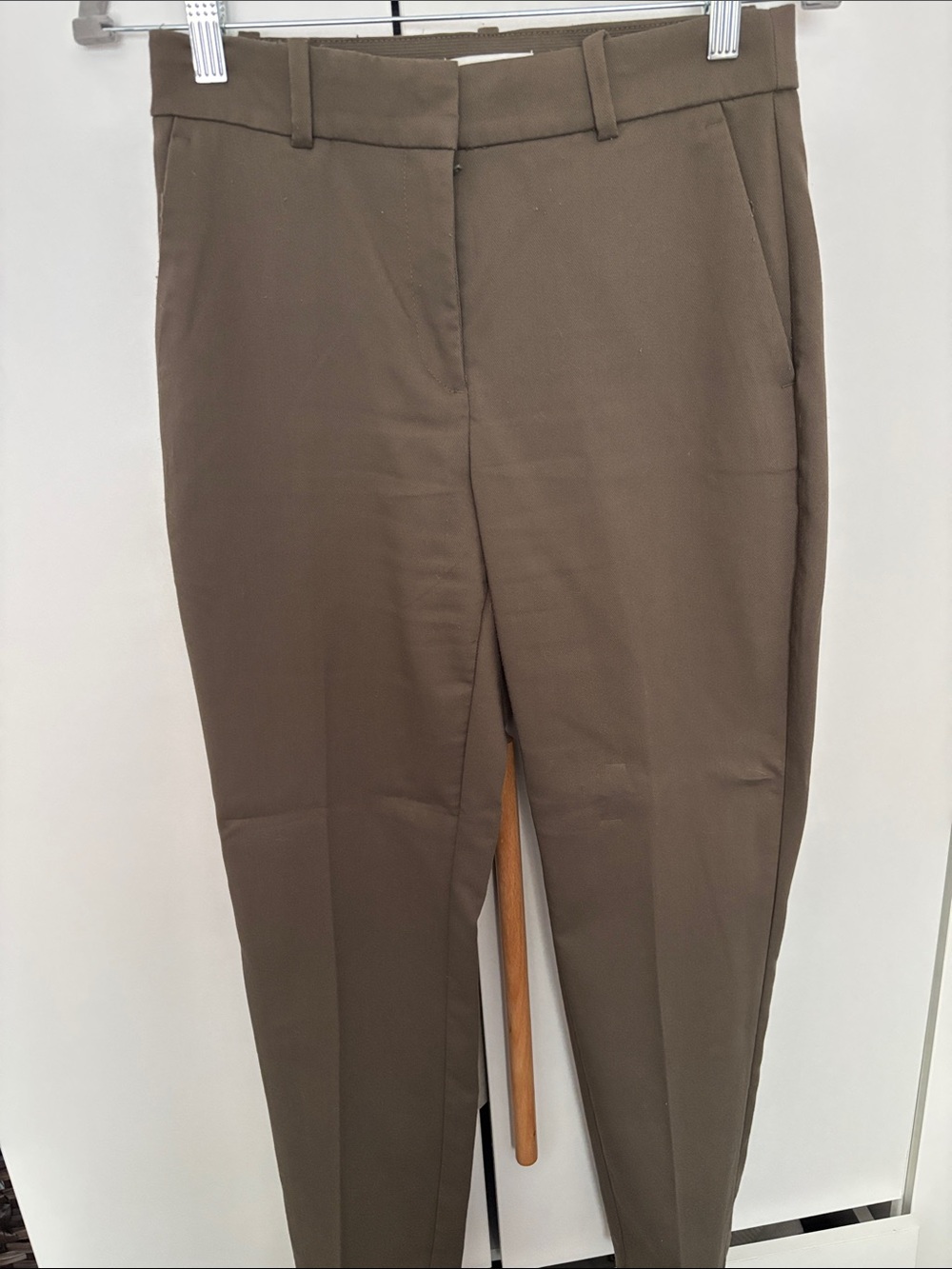 Women’s Slim Dress Trousers in Brown